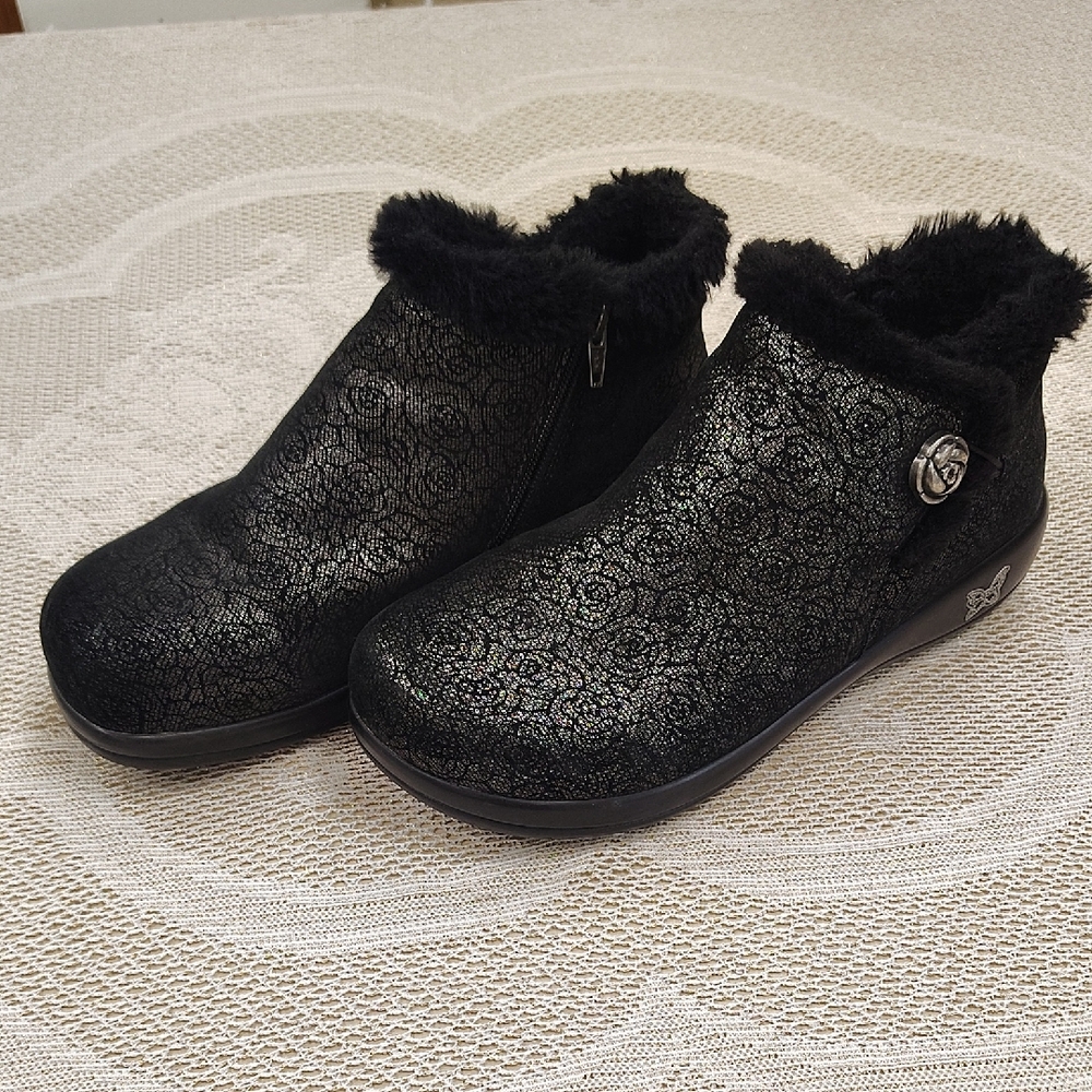 Women's Alegria Black Floral Ankle Boots By PG Lite Size 40 - See Description